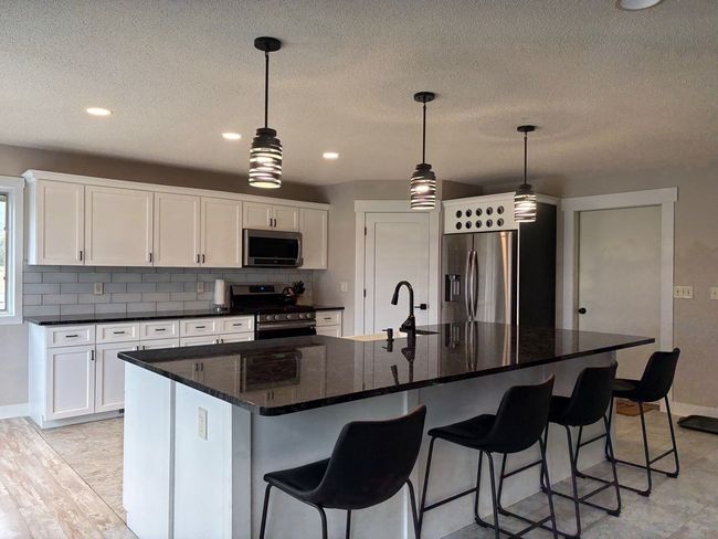 1332 Deer Creek Dr, House other with 3 bedrooms, 3 bathrooms and 3 parking in Humboldt IA | Image 7