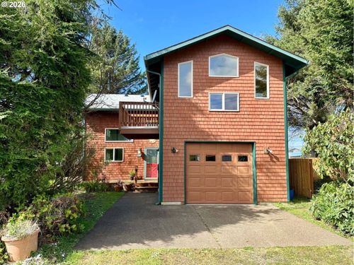 277 N Dolphin St, Rockaway Beach, OR, 97136-9875 | Card Image