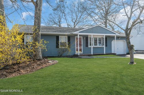 205 Hemlock Dr, Lanoka Harbor, NJ, 08734-2421 | Card Image