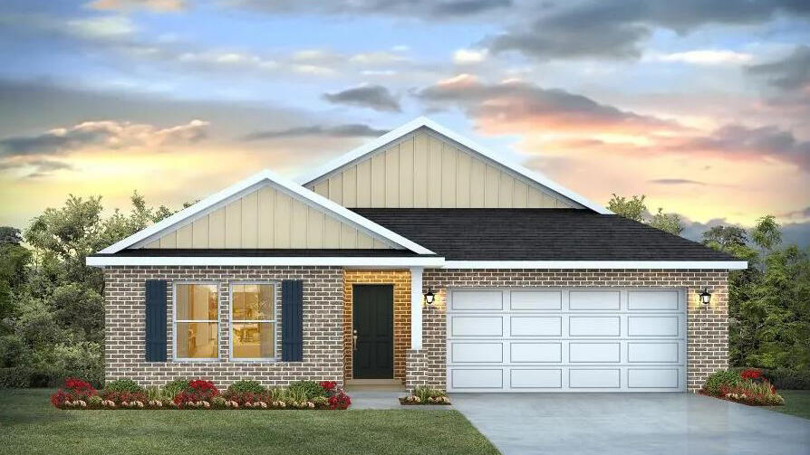 Naval Ct, Crestview, FL 32539