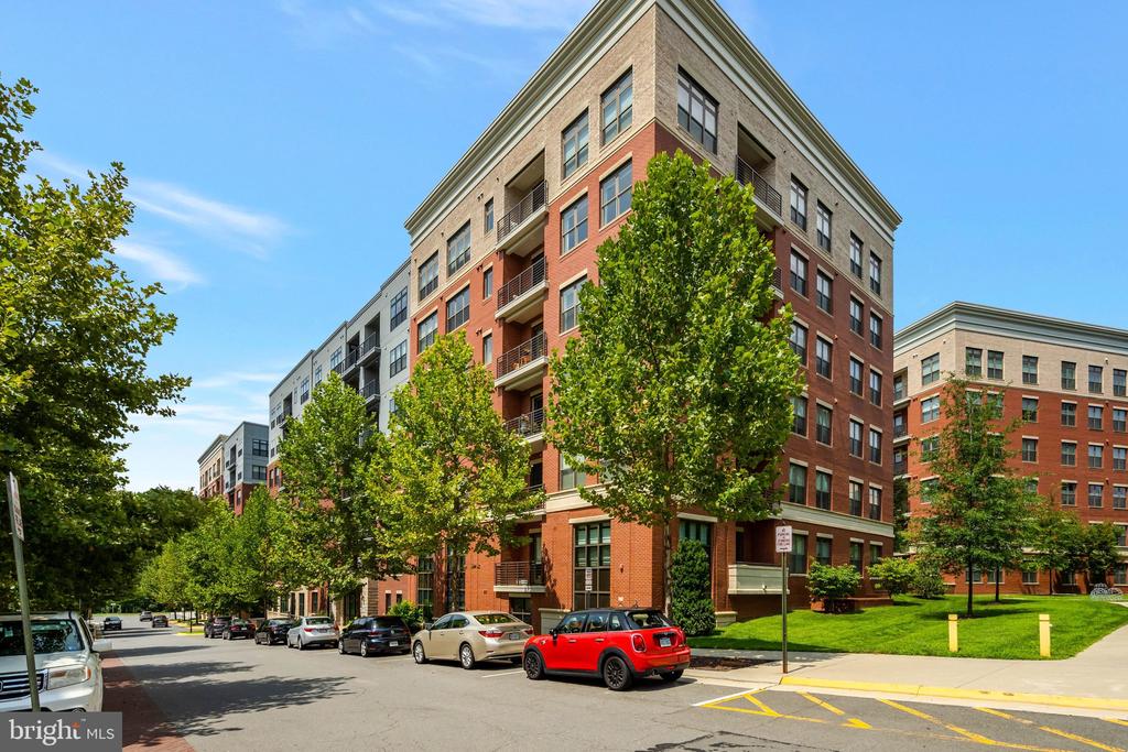 Residential in FAIRFAX 2