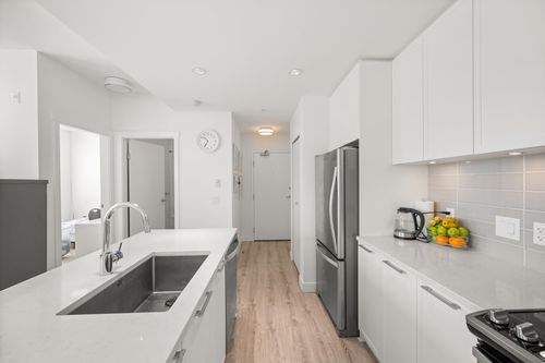 301-2382 Atkins Ave, Port Coquitlam, BC, V3C0G7 | Card Image
