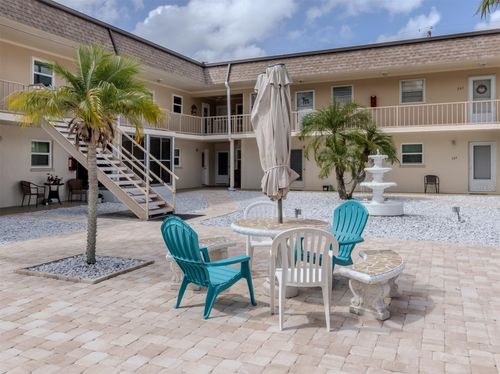 apt-203-537 Manatee Ct, VENICE, FL, 34285-1718 | Card Image