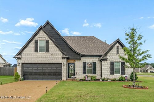 2478 Johnny Ray Dr, Southaven, MS, 38672-1140 | Card Image