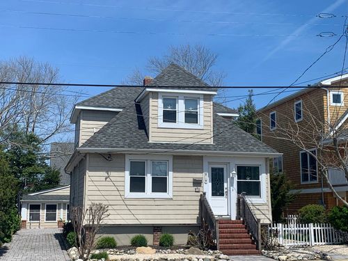 225 Pearl St, BEACH HAVEN, NJ, 08008-1668 | Card Image