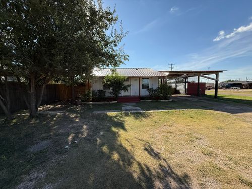 1301 W 4th St, Petersburg, TX, 79250-5043 | Card Image