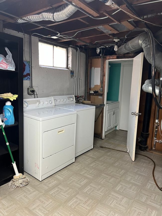 1933 Apache Rd, House other with 2 bedrooms, 2 bathrooms and 1 parking in Waukegan IL | Image 12