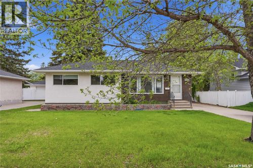 1604 Preston Ave S, Saskatoon, SK, S7H2V8 | Card Image