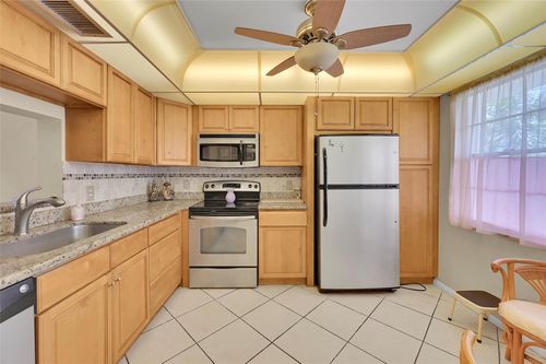 c3-2405 Antigua Cir, Coconut Creek, FL, 33066 | Card Image