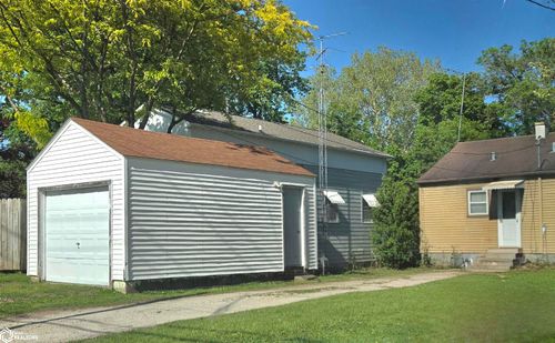 1729 S 10th Street, Burlington, IA, 52601 | Card Image