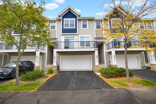 15529 Eagle Shore Drive, Apple Valley, MN, 55124 | Card Image