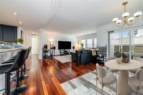 305-4832 Whitsett Ave, Valley Village, CA, 91607-3512 | Card Image