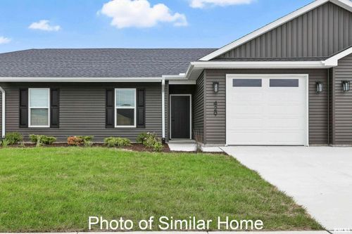 442 N 2nd St, Eldridge, IA, 52748-1257 | Card Image