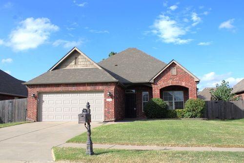 3008 Mobile Pl, Broken Arrow, OK, 74011-7864 | Card Image