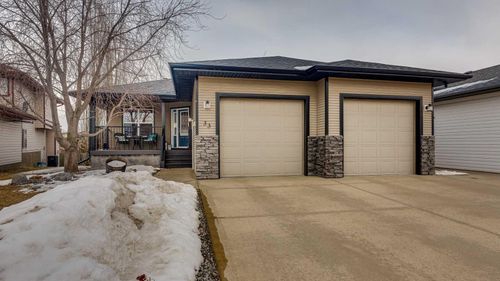 33 Parkside Cres, Blackfalds, AB, T4M0E9 | Card Image