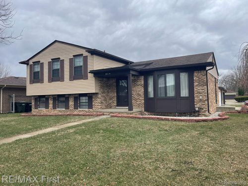 14520 Suffield Ln, Sterling Heights, MI, 48312-2558 | Card Image