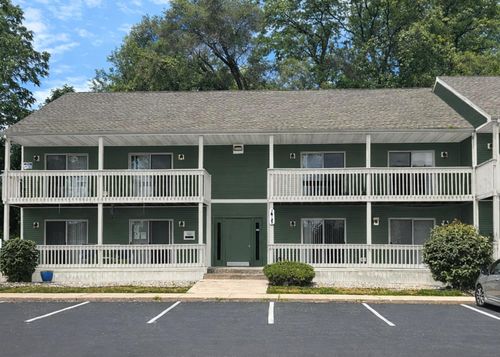 b-18115-B Bulla Rd, South Bend, IN, 46637-5484 | Card Image