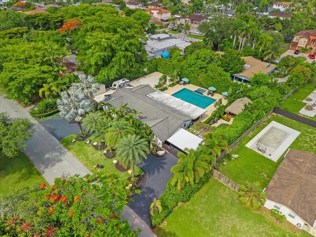 19420 Sw 129 Th Ave, House other with 4 bedrooms, 3 bathrooms and null parking in Miami FL | Image 6