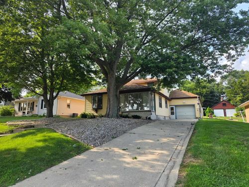 108 W 6th St, Spring Valley, IL, 61362-1427 | Card Image