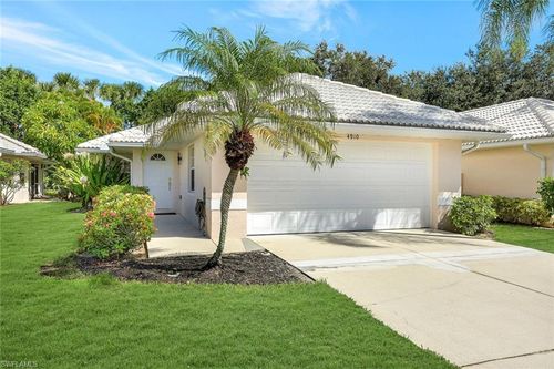 4910 Europa Dr, NAPLES, FL, 34105-5671 | Card Image