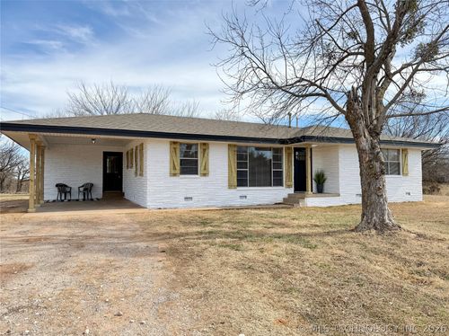 810048 S Main St, Agra, OK, 74824-6422 | Card Image