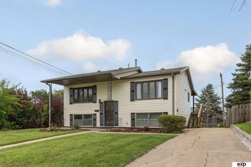 6901 S 78th St, La Vista, NE, 68128-2228 | Card Image