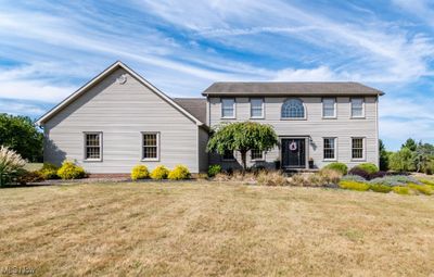 205 Longview Circle, House other with 4 bedrooms, 3 bathrooms and null parking in North Lima OH | Image 1