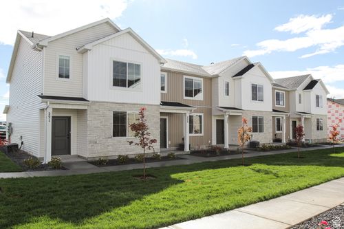 232 690 S, Smithfield, UT, 84335 | Card Image