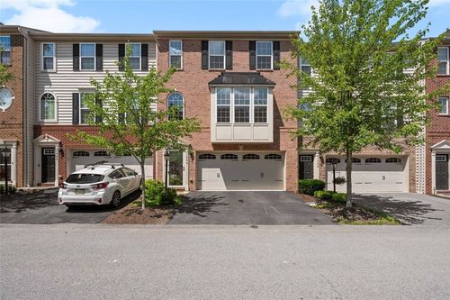 1004 Pointe View Dr, Mars, PA, 16046-8912 | Card Image