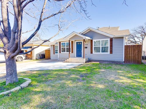 2725 Livingston Ave, Fort Worth, TX, 76110-2918 | Card Image