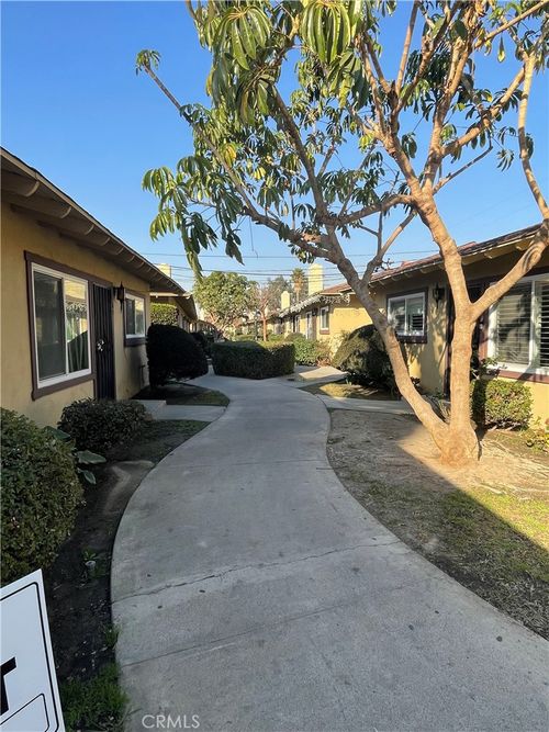 unit-a3-1541 E La Palma Ave, Anaheim, CA, 92805-1623 | Card Image