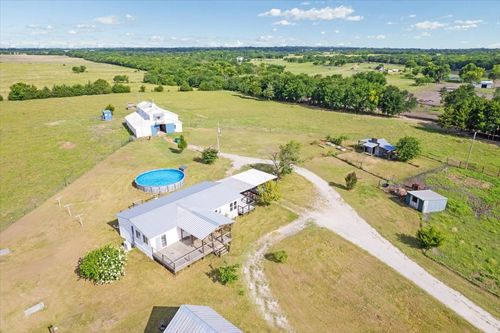 1154 Outlaw Trl, Wolfe City, TX, 75496-3509 | Card Image
