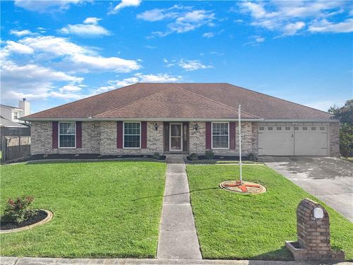 112 Intrepid Dr, Slidell, LA, 70458-9153 | Card Image