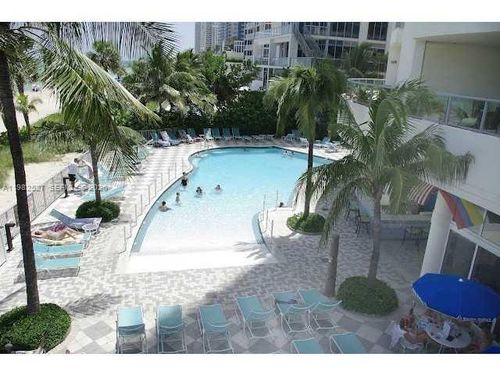 1704-17375 Collins Ave, Sunny Isles Beach, FL, 33160-3410 | Card Image