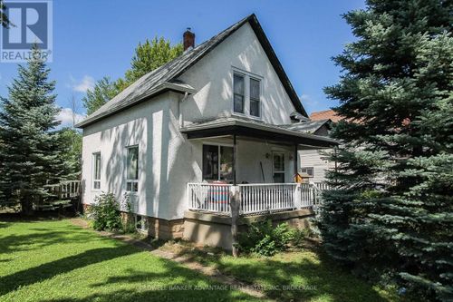67 Ross Street, Welland (Welland Downtown), ON, L3B2M7 | Card Image