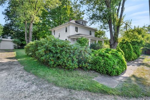 456 Burns Ct, Kent, OH, 44240-2301 | Card Image