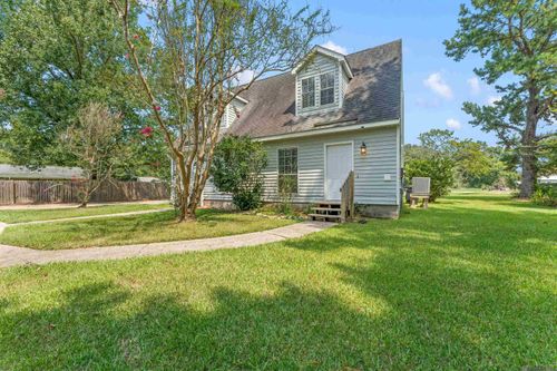 7522 Beekman Dr, Saint George, LA, 70817-5617 | Card Image