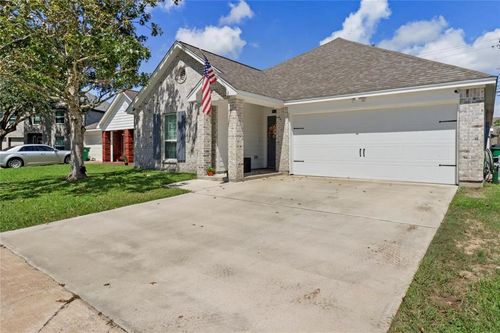 609 Prairie Lane, Angleton, TX, 77515 | Card Image