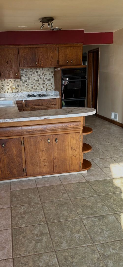 9225 Massasoit Ave, Oak Lawn, IL, 60453-1657 | Card Image