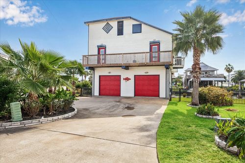 270 Isles End Rd, Tiki Island, TX, 77554-6144 | Card Image