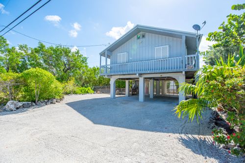 681 W Indies Dr, Ramrod Key, FL, 33042-5458 | Card Image