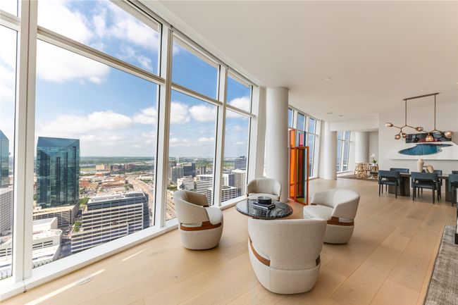 Living Room | Image 10