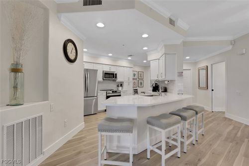 apt-102-9160 Southmont Cv, FORT MYERS, FL, 33908-6302 | Card Image