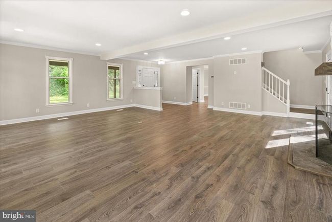 7746 - 7746 Emerson Burrier Rd, House other with 5 bedrooms, 4 bathrooms and null parking in Mount Airy MD | Image 9