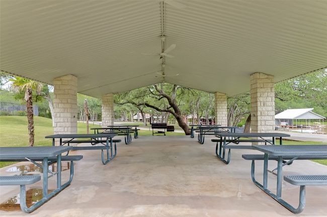 713 Lagoon Loop, House other with 3 bedrooms, 2 bathrooms and null parking in Horseshoe Bay TX | Image 19