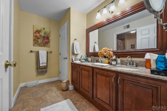45 Amethyst Way, Townhouse with 2 bedrooms, 1 bathrooms and null parking in FRANKLIN PARK NJ | Image 16