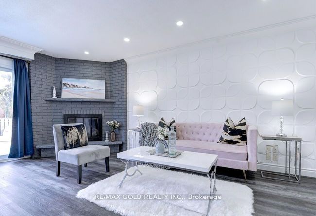 370 Hansen Rd N, House other with 4 bedrooms, 3 bathrooms and 2 parking in Brampton ON | Image 6
