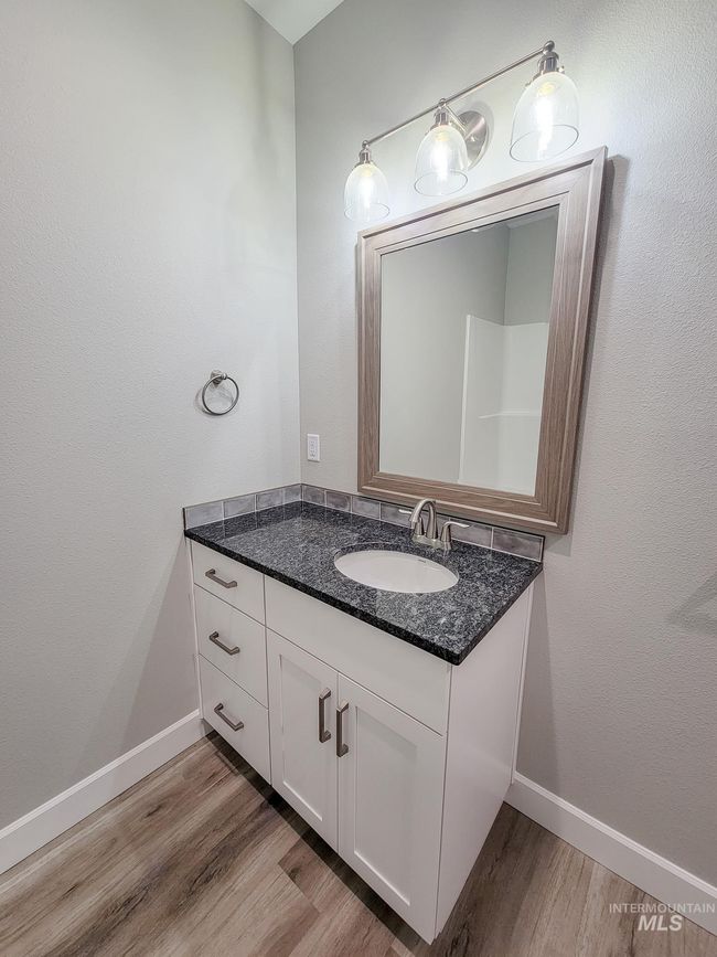 B - 2113 Powers Ave, Townhouse with 2 bedrooms, 2 bathrooms and 2 parking in Lewiston ID | Image 17