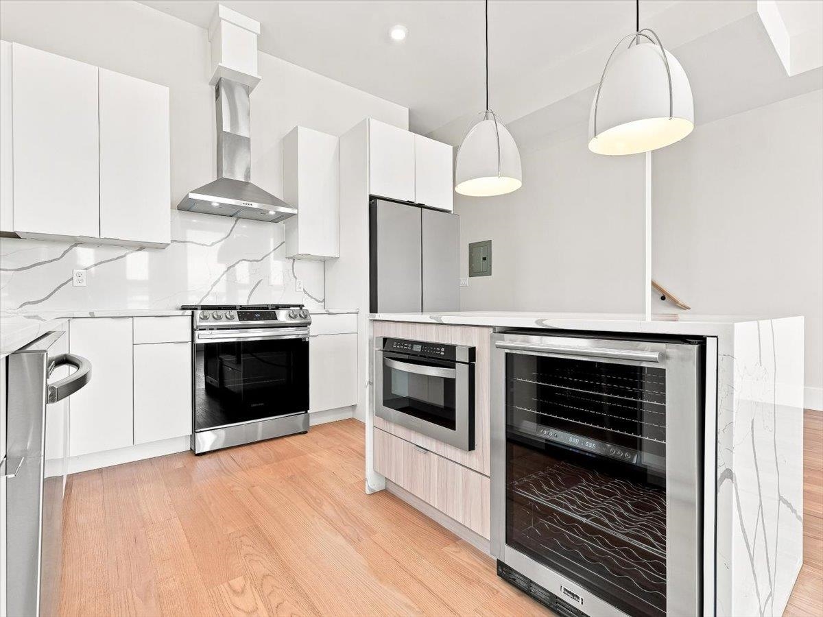 Residential Lease in JC, Journal Square 3