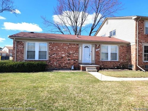 35270 Terrybrook Dr, Sterling Heights, MI, 48312-3649 | Card Image